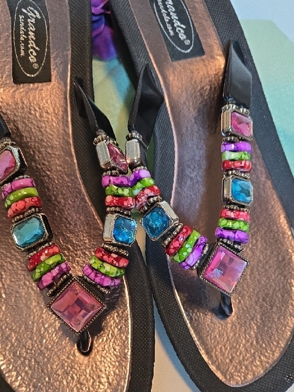 Grandco Jeweled Wedge Sandals – Black Flip‑Flops with Multicolor Stones Sz 9 - Picture 3 of 8